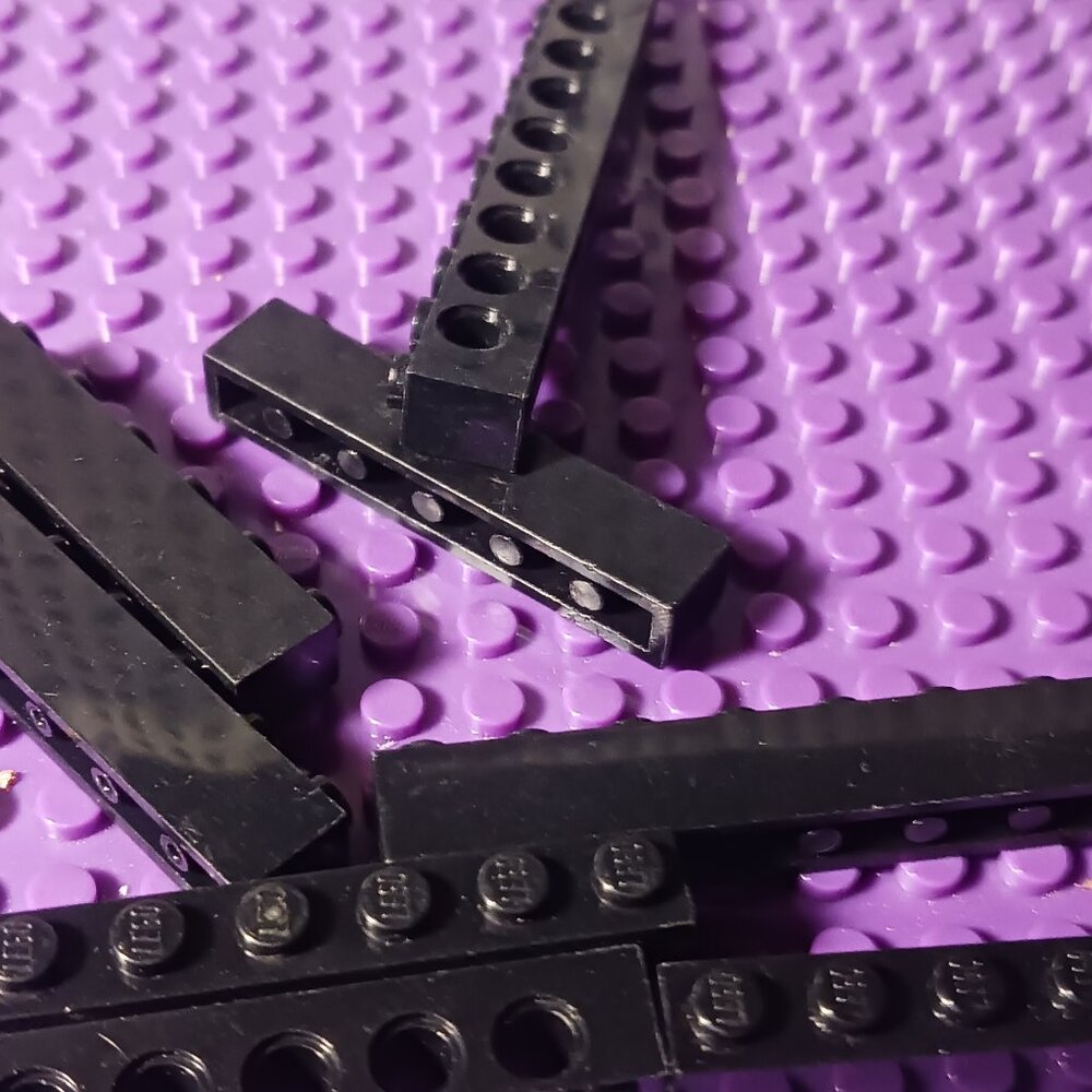 Lego - Black 1x6 Bricks and misc technic - 1oz